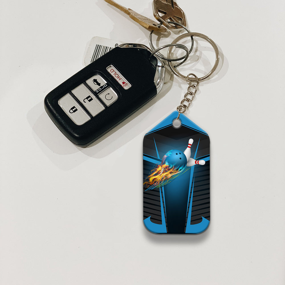 Never Underestimate an Old Man Who Loves Bowling Keychain Gift For Bowler